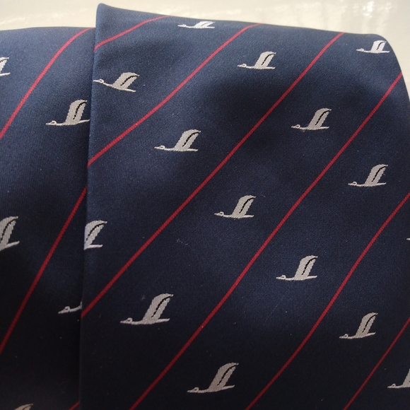 Vintage Shanghai Airlines Uniform Tie Necktie Antique Menswear Office Formalwear - Picture 4 of 8